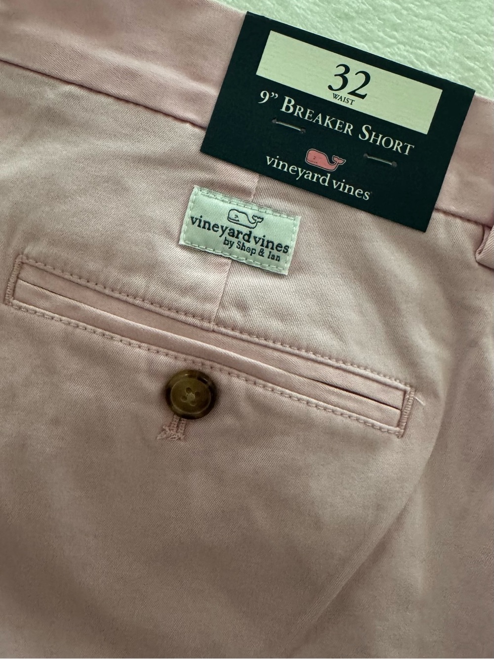 Vineyard Vines Men’s 9" Breaker Short - Light Pink